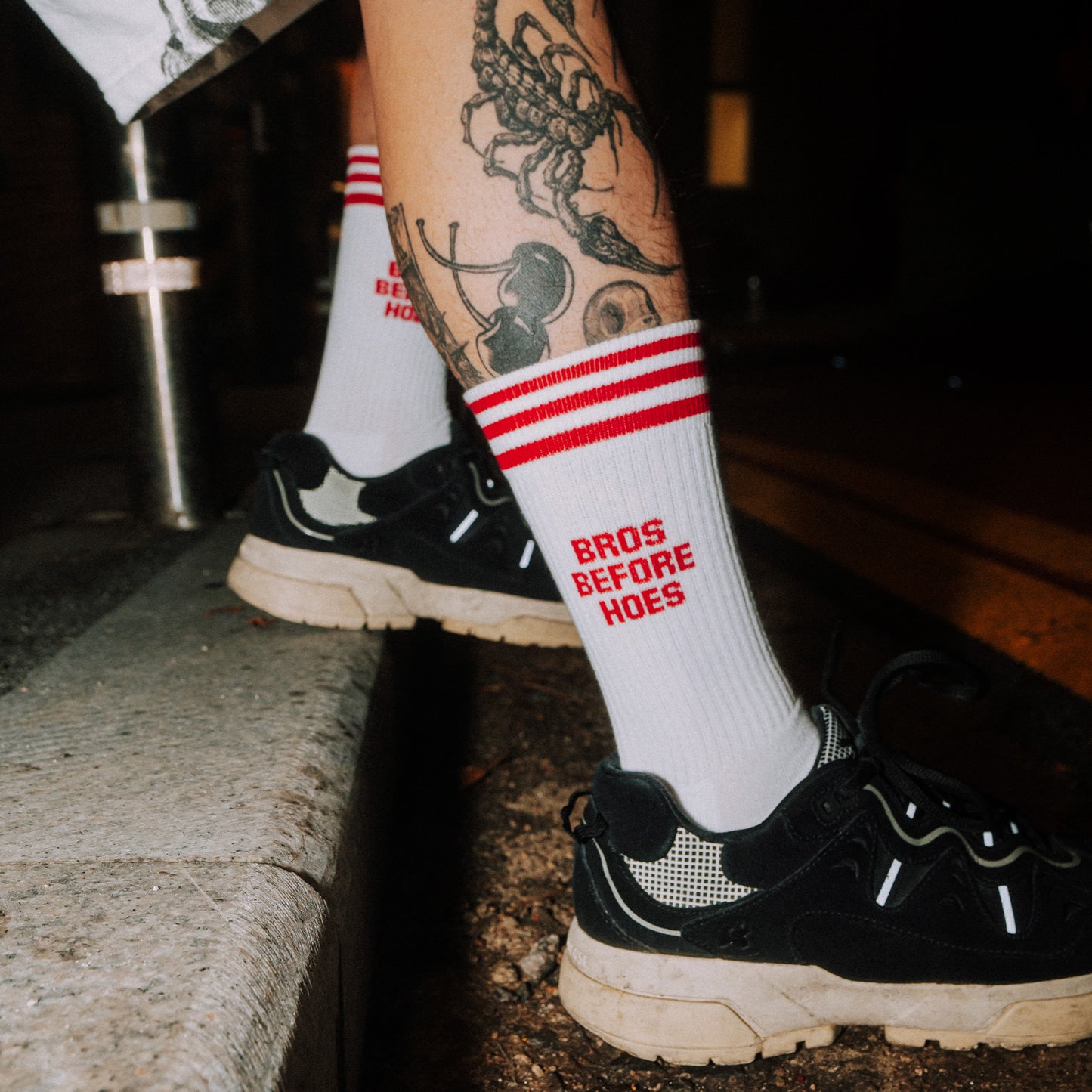 BROS BEFORE HOES RED - WHITE SOCKS